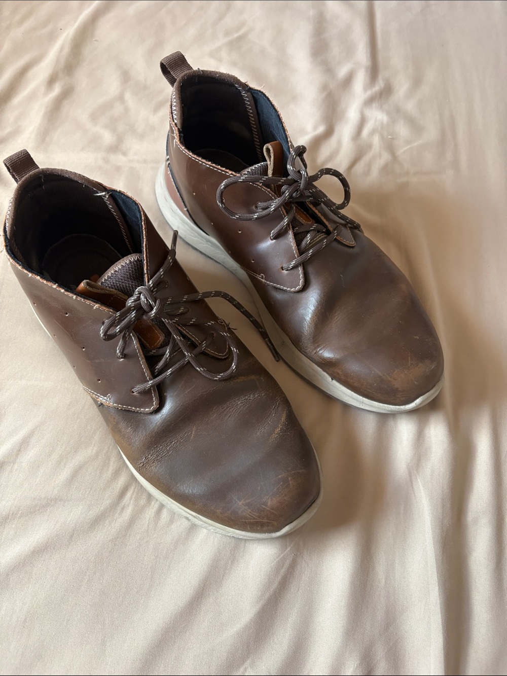 Men's Brown Leather Chukka Boots — Casual Lace-Up Comfort